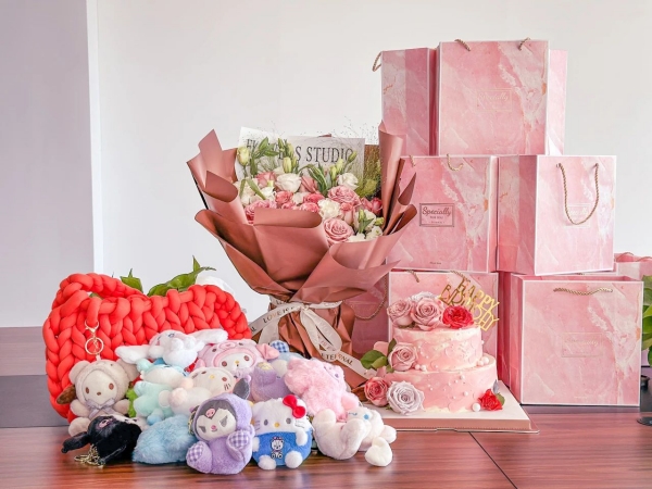 芳華自在，笑靨如花致敬泰斯特每一位了不起的她！